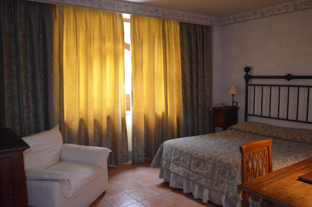 Hotel La Locanda Dei Ciocca Grottaferrata Exterior photo